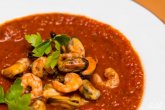 Итальянский томатный суп с морепродуктами
