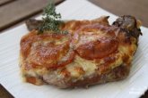 Мясо по-французски с помидорами и сыром
