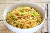Спагетти с зеленым луком