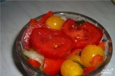Салат с маринованными помидорами