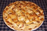 Яблочный пирог в карамельном соусе