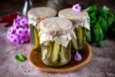 Огурцы, консервированные дольками