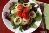 Салат с кальмаром и огурцом