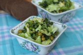 Постный салат с зеленым луком