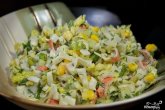 Крабовый салат с огурцом без риса