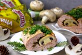 Мясной рулет с шампиньонами "Объедение"