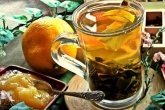 Зеленый чай с медом и лимоном