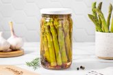 Маринованная спаржа