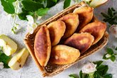 Пирожки с яблоками жареные