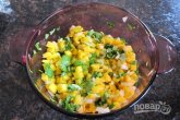 Салат с манго и зеленью