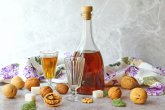 Настойка самогона на грецких орехах