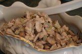 Салат куриный с грибами
