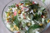 Салат из свежей капусты и крабовых палочек