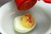 Яйца, фаршированные горчицей