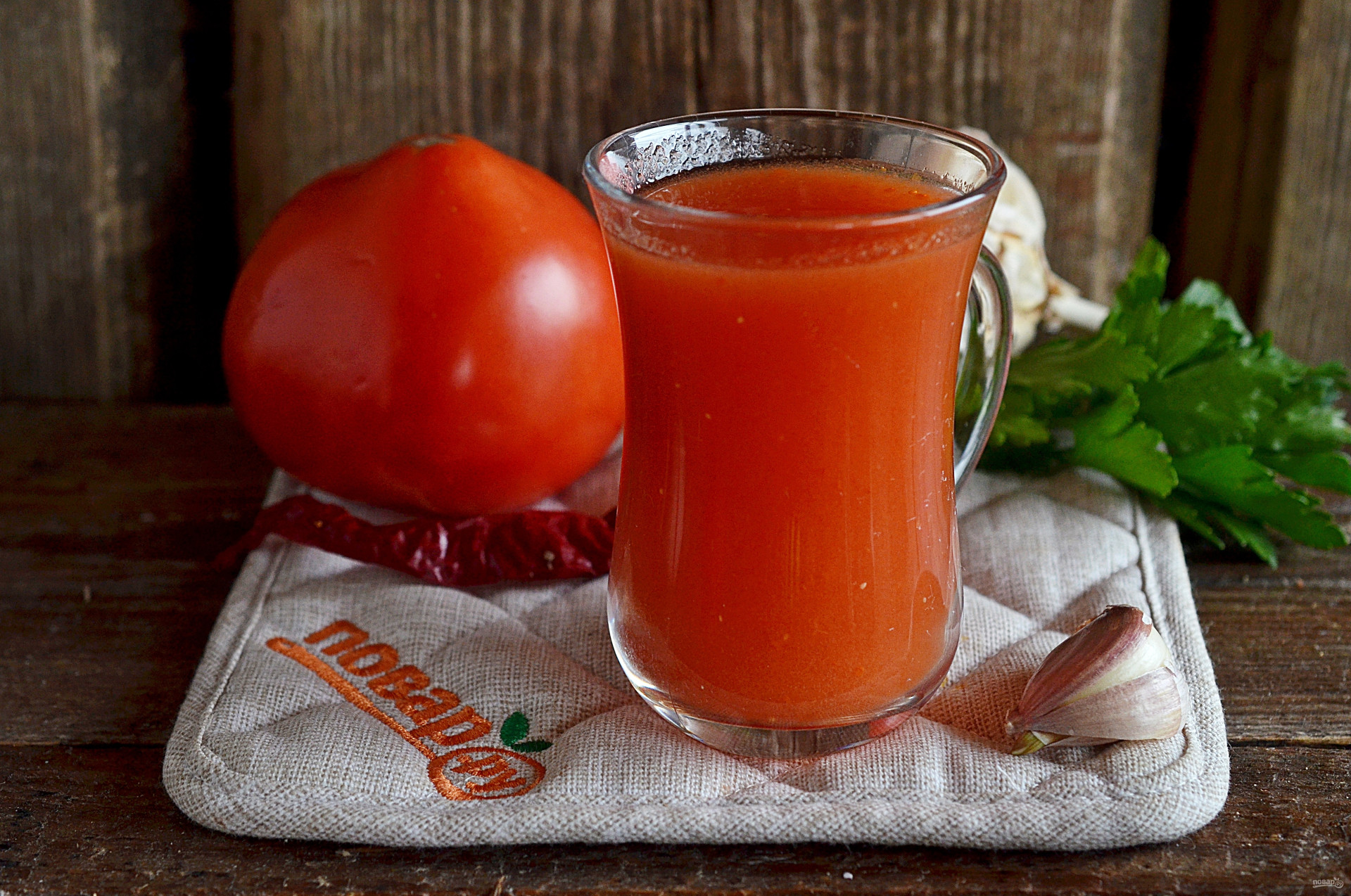 Можно ли пить томатный сок при диабете. Томатный сок. Сок из помидор. Томатный сок домашний. Томатный сок на зиму.