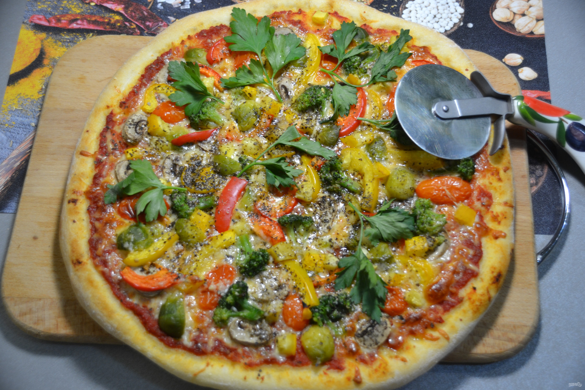 Начинка для постной пиццы. Пицца с овощами. Постная пицца. Пицца постная с овощами. Постная пицца с грибами.