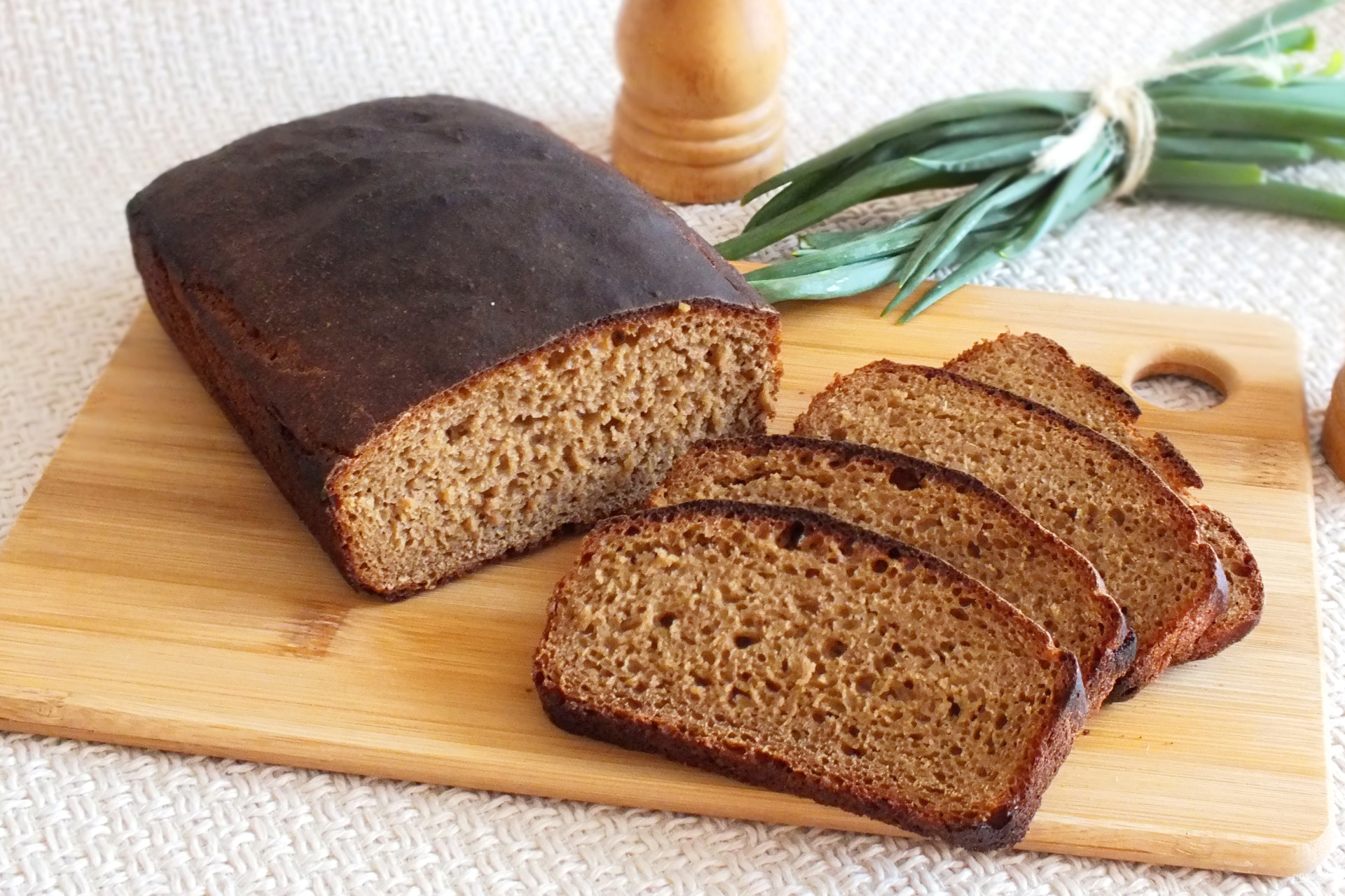 Ржаной хлеб на закваске в духовке пошаговый рецепт с фото домашних условиях