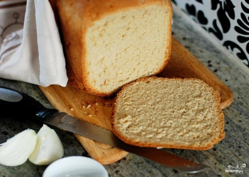 Белый хлеб. Белый хлеб из хлебопечки. Серый хлеб в хлебопечке. Хлеб батон в хлебопечке. Рецепт простого белого хлеба