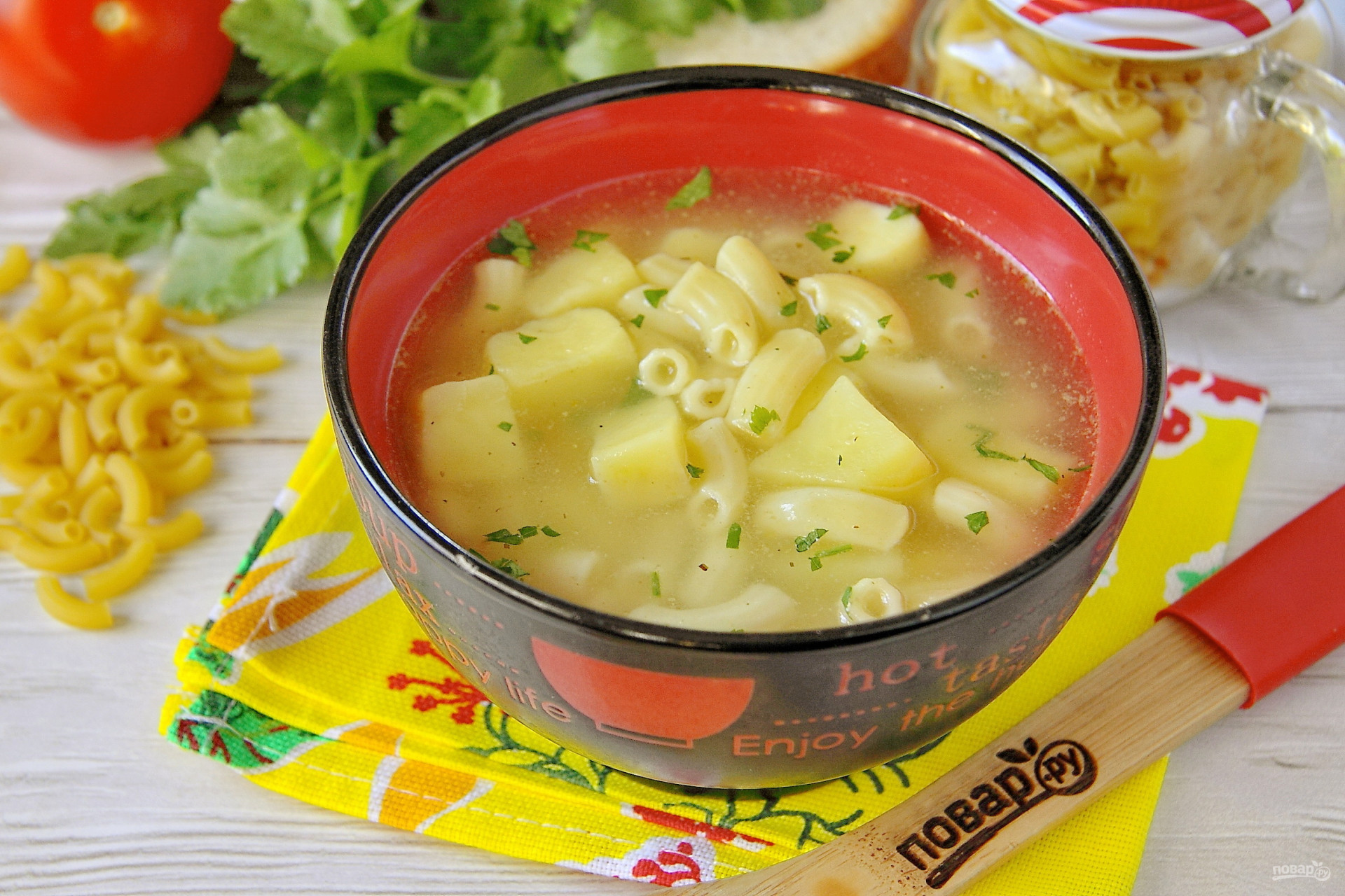 Суп с макаронными изделиями и картофелем
