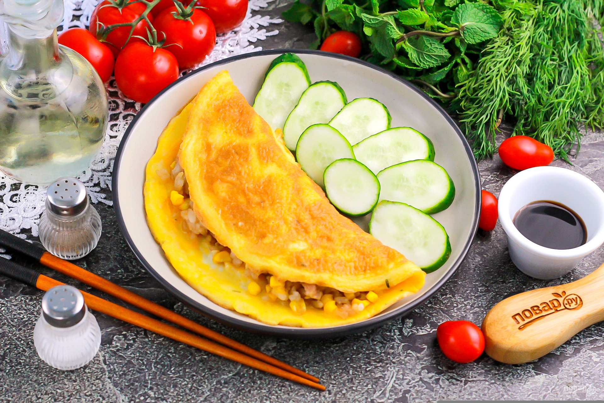 Рис в яичной обёртке "Омурайсу"