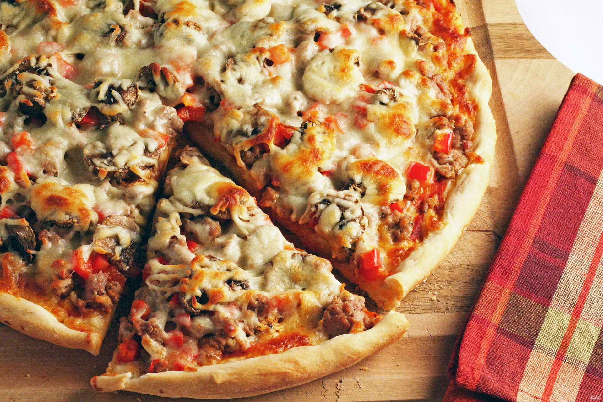 пицца рецепт приготовления с колбасой с сыром помидорами фото 102