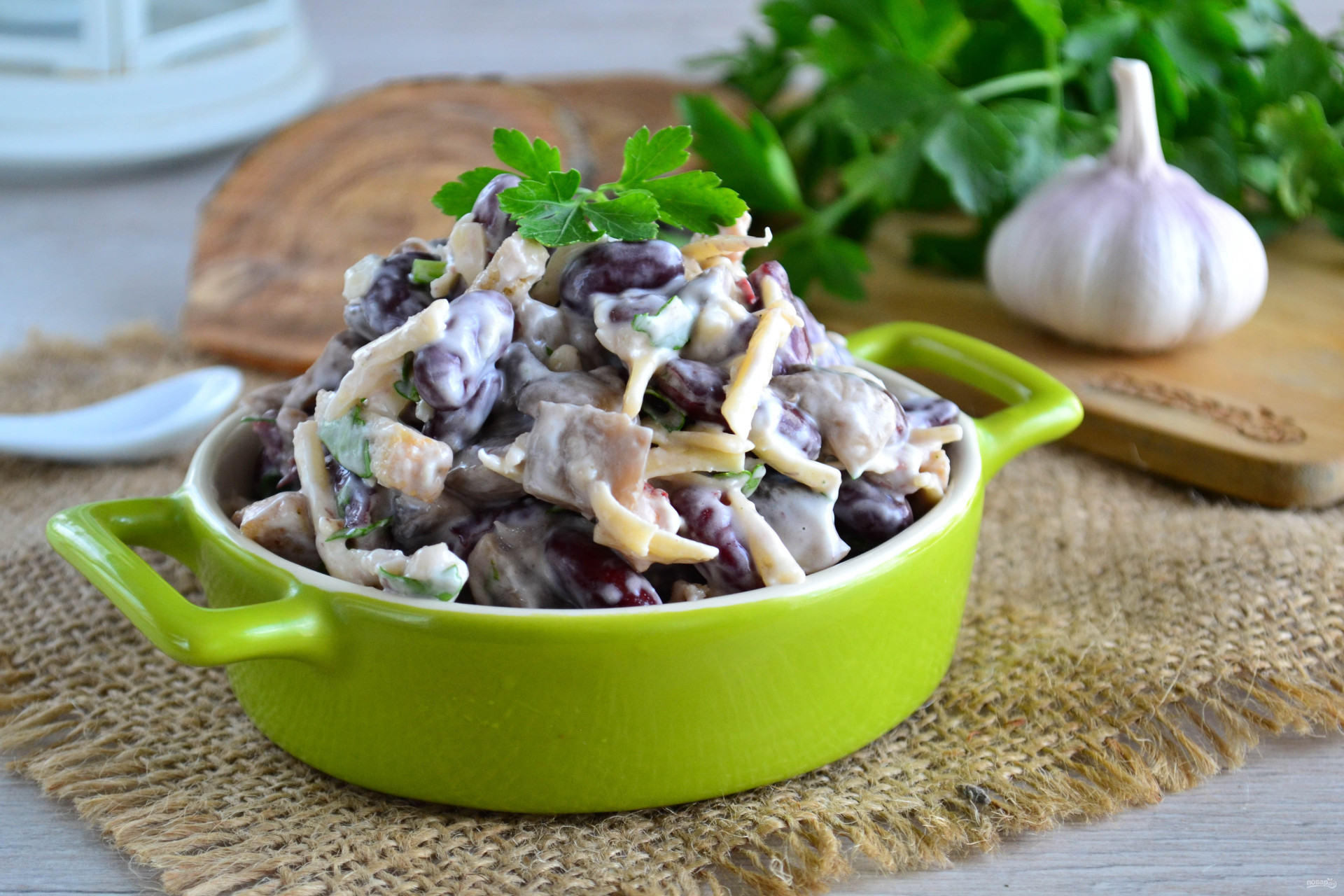 Салат с курицей и фасолью консервированной рецепт с фото пошагово