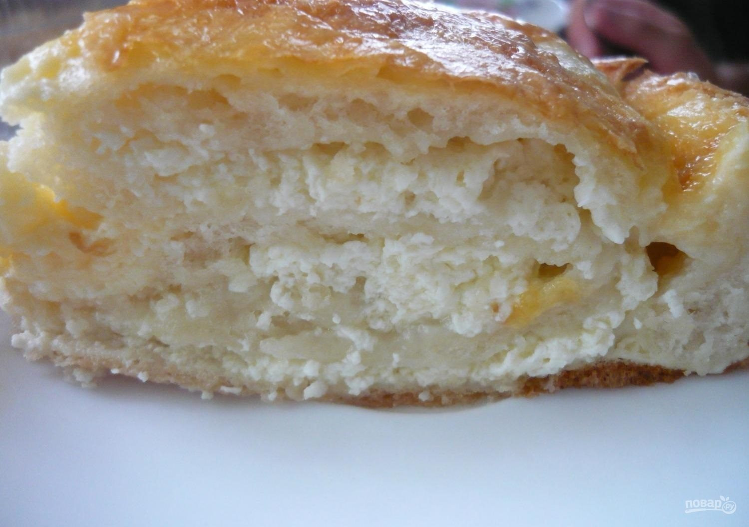 Пирог с творогом из дрожжевого теста в духовке рецепт с фото