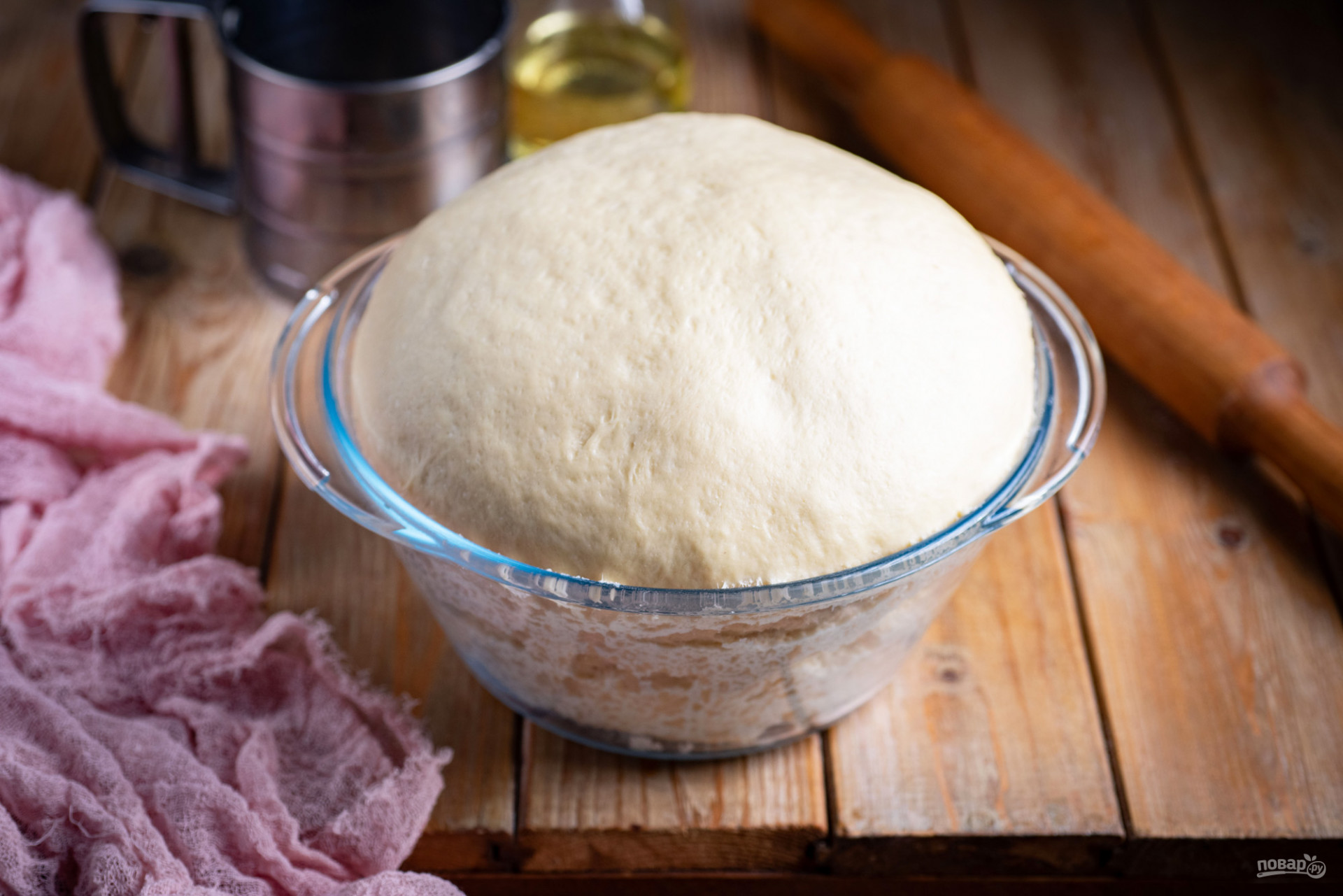 Видео рецепт Сдобное дрожжевое тесто для булочек