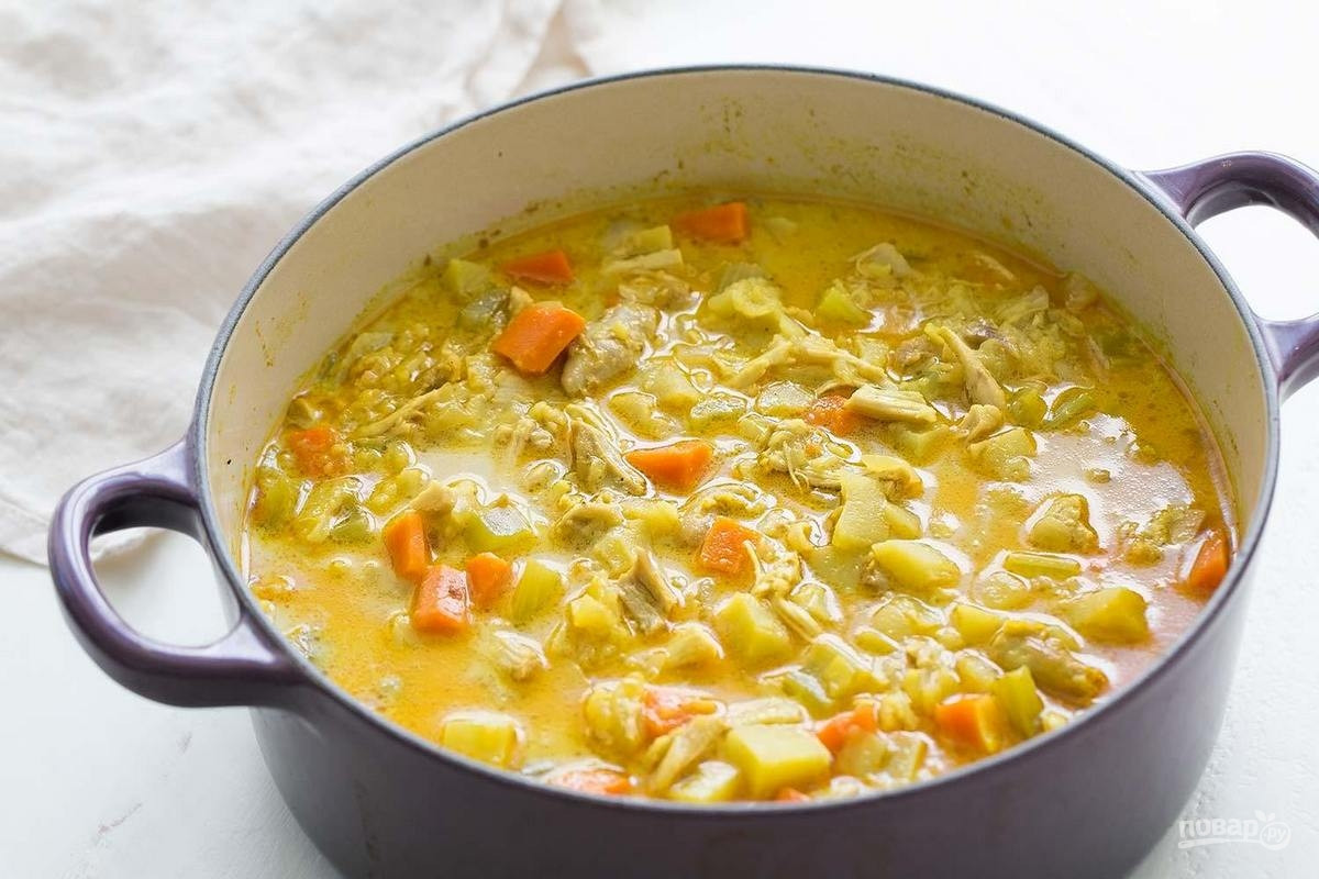 Какой вкусный суп. Вкусный суп с курицей. Суп куриный по-индийски. Супчик из курицы. Суп на курином бедре.