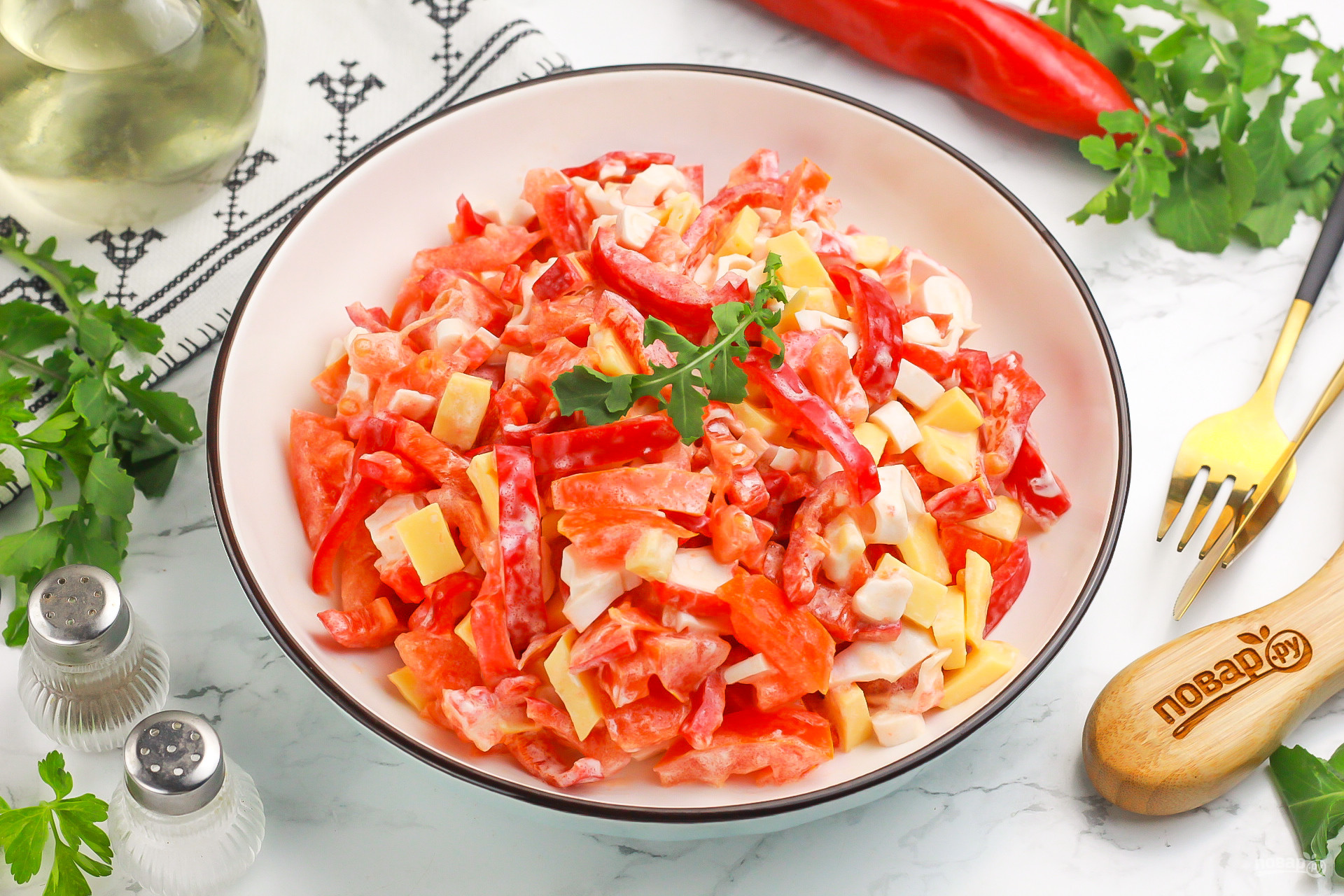 Салат Красные лодочки