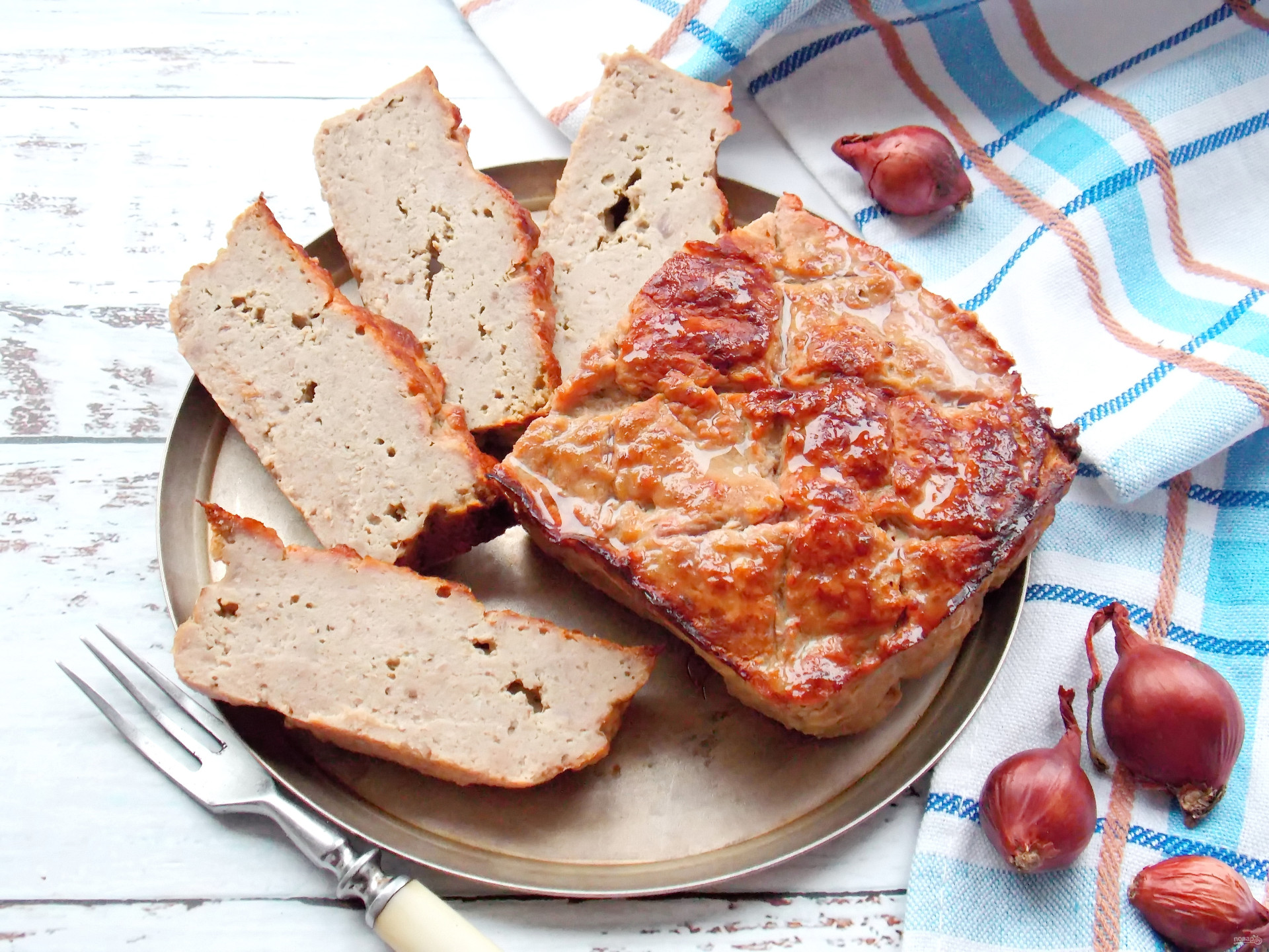 Мясо с хлебом можно. Баварский леберкезе. Леберкезе мясной хлеб. Леберкезе фото. Леберкезе Германия.