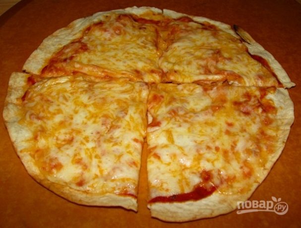 Сырная пицца на гриле