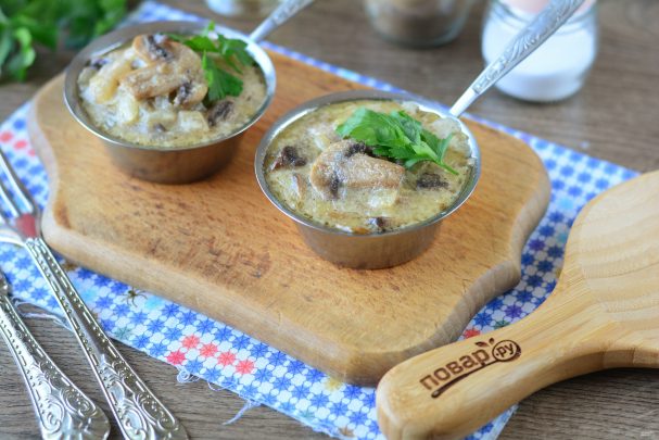 Рецепт жульена с курицей и грибами в духовке классический с фото пошагово