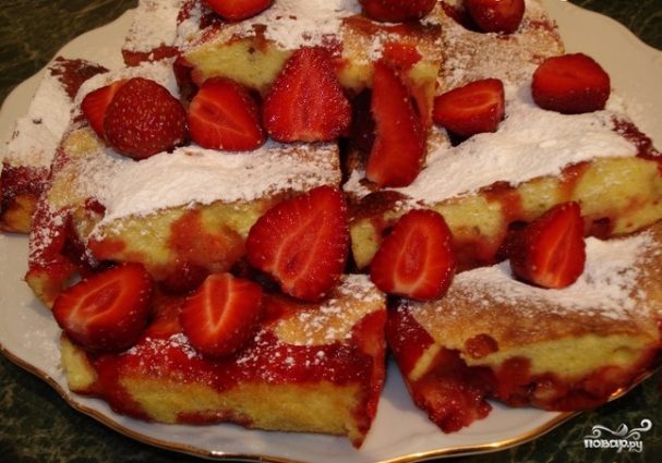 Быстрый пирог с клубникой - пошаговый рецепт с фото на Повар.ру