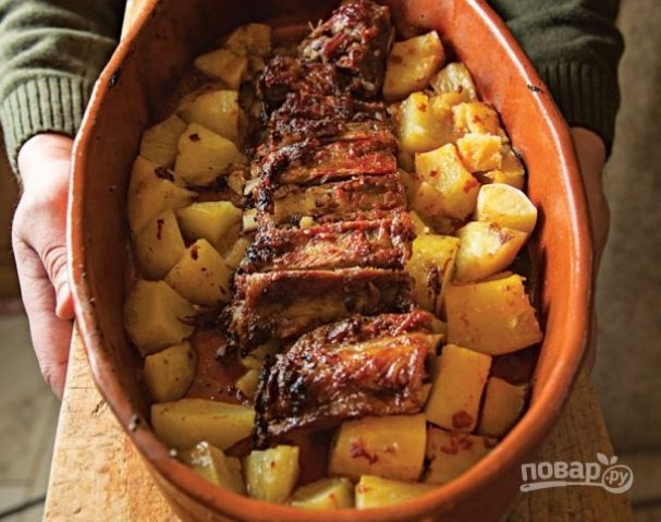 Свиные ребрышки в духовке рецепты с картошкой в фольге фото пошагово