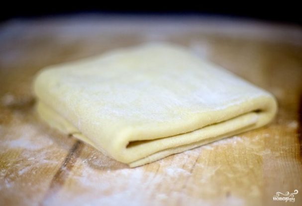 Тесто для пирогов на кефире без дрожжей