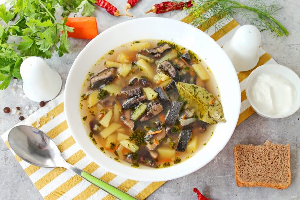 Суп с груздями