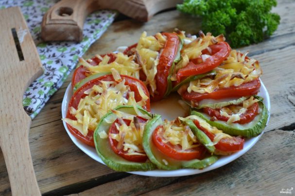 Котлеты в духовке с помидорами и сыром рецепт с фото пошагово в духовке