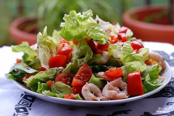 Простой салат с креветками вкусно и быстро рецепт с фото