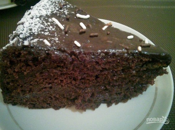 Простой шоколадный торт в мультиварке