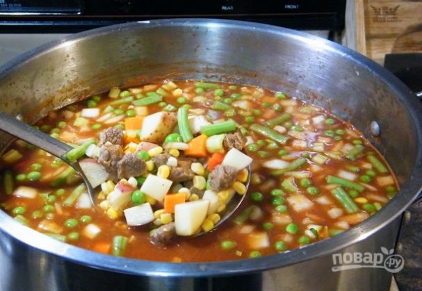 Суп мясной с овощами