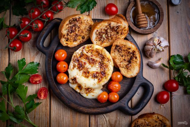 Камамбер в аэрогриле