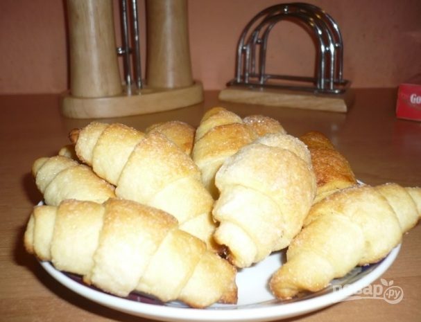 Тесто на рогалики на сметане и маргарине рецепт с фото пошагово в духовке