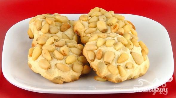 Печенье с кедровыми орешками