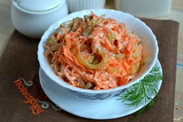 Салат из огурцов с морковкой по-корейски