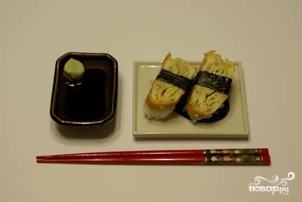 Суши с омлетом