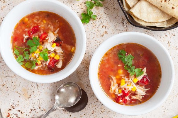 Мексиканский суп с курицей и рисом