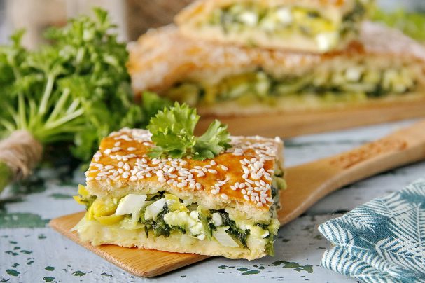 Пирог со шпинатом и яйцом - пошаговый рецепт с фото на Повар.ру