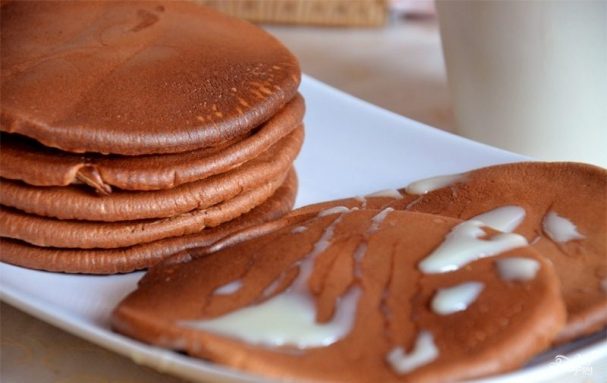 Чоко-панкейки на завтрак