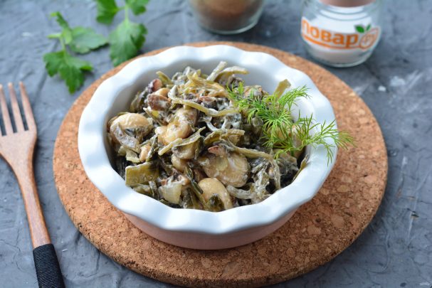 Салат с морской капустой и грибами